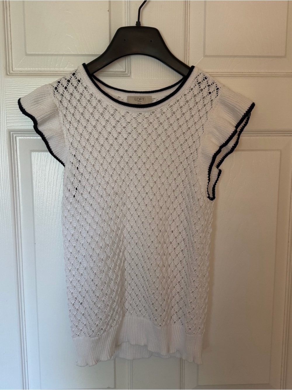 LOFT White Knit Flutter Sleeve Top with black Edge 100% cotton